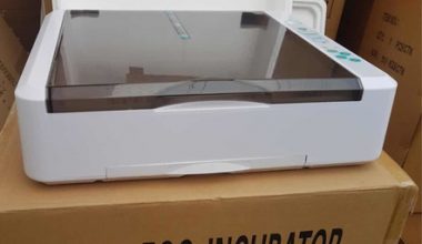 INCUBADORA        112 HUEVOS