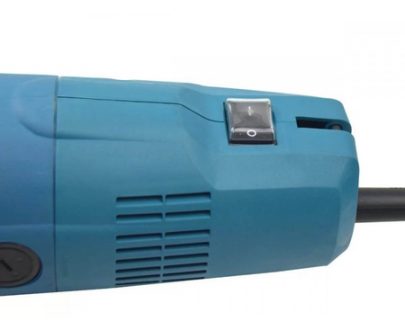 MAKITA VR1000