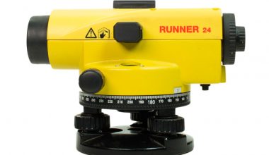 LEICA  Runner 24 1